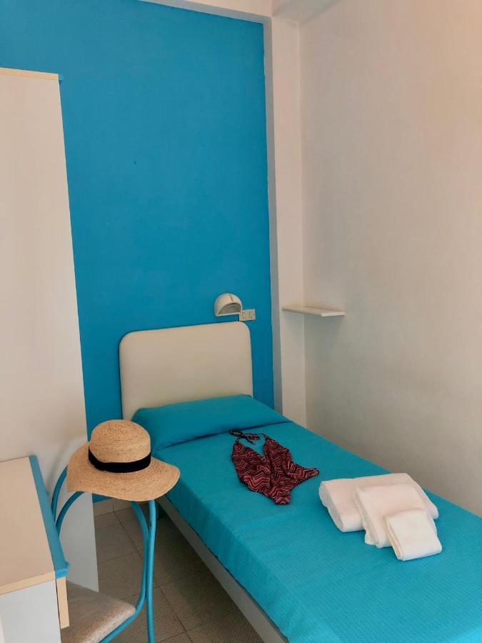 רימיני Hotel Serafini מראה חיצוני תמונה